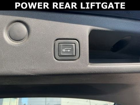 Used 2020 Chevrolet Equinox Premier w/ LPO, Floor Liner Package image 27