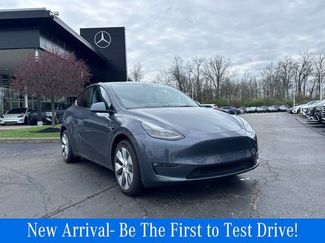 Used 2023 Tesla Model Y Long Range video 1
