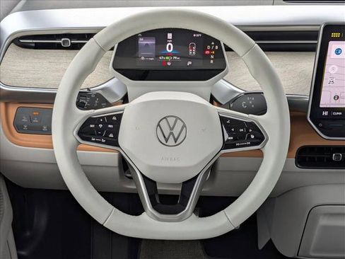 Used 2025 Volkswagen ID. Buzz 1st Edition image 22