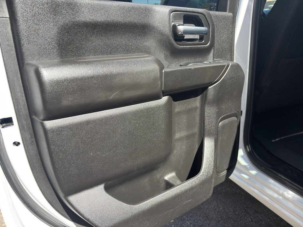 Used 2024 Chevrolet Silverado 2500 Custom w/ Custom Value Package AWD/4WD image 28