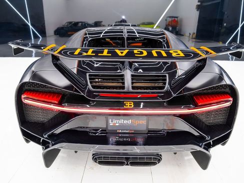 Used 2023 Bugatti Chiron Pur Sport image 23