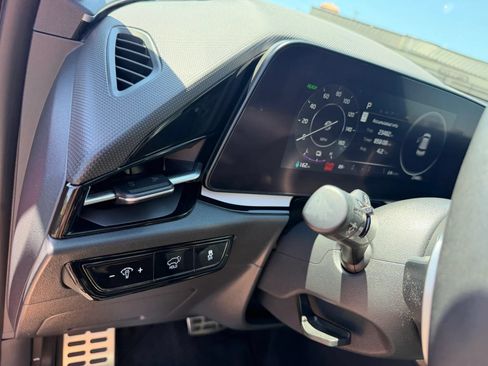 Used 2023 Kia Niro Wave FWD image 11