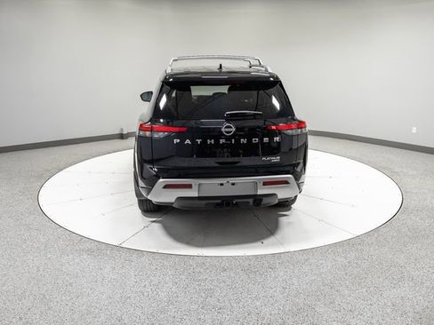 Used 2025 Nissan Pathfinder Platinum image 35