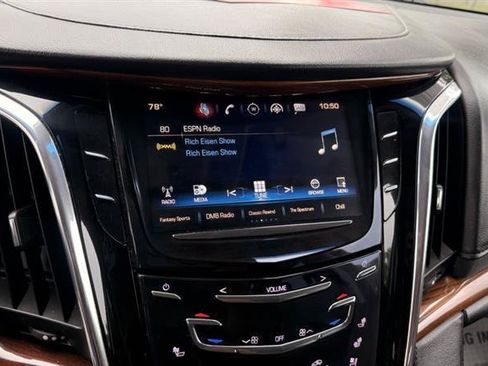 Used 2016 Cadillac Escalade ESV Luxury AWD/4WD image 27