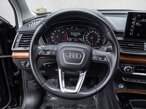Used 2021 Audi Q5 2.0T Premium w/ Convenience Package AWD/4WD image 13