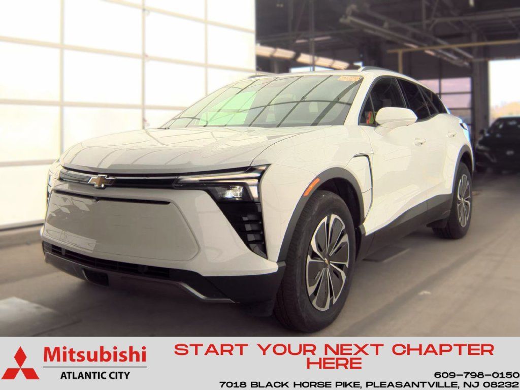 Used 2024 Chevrolet Blazer EV LT AWD/4WD image 1