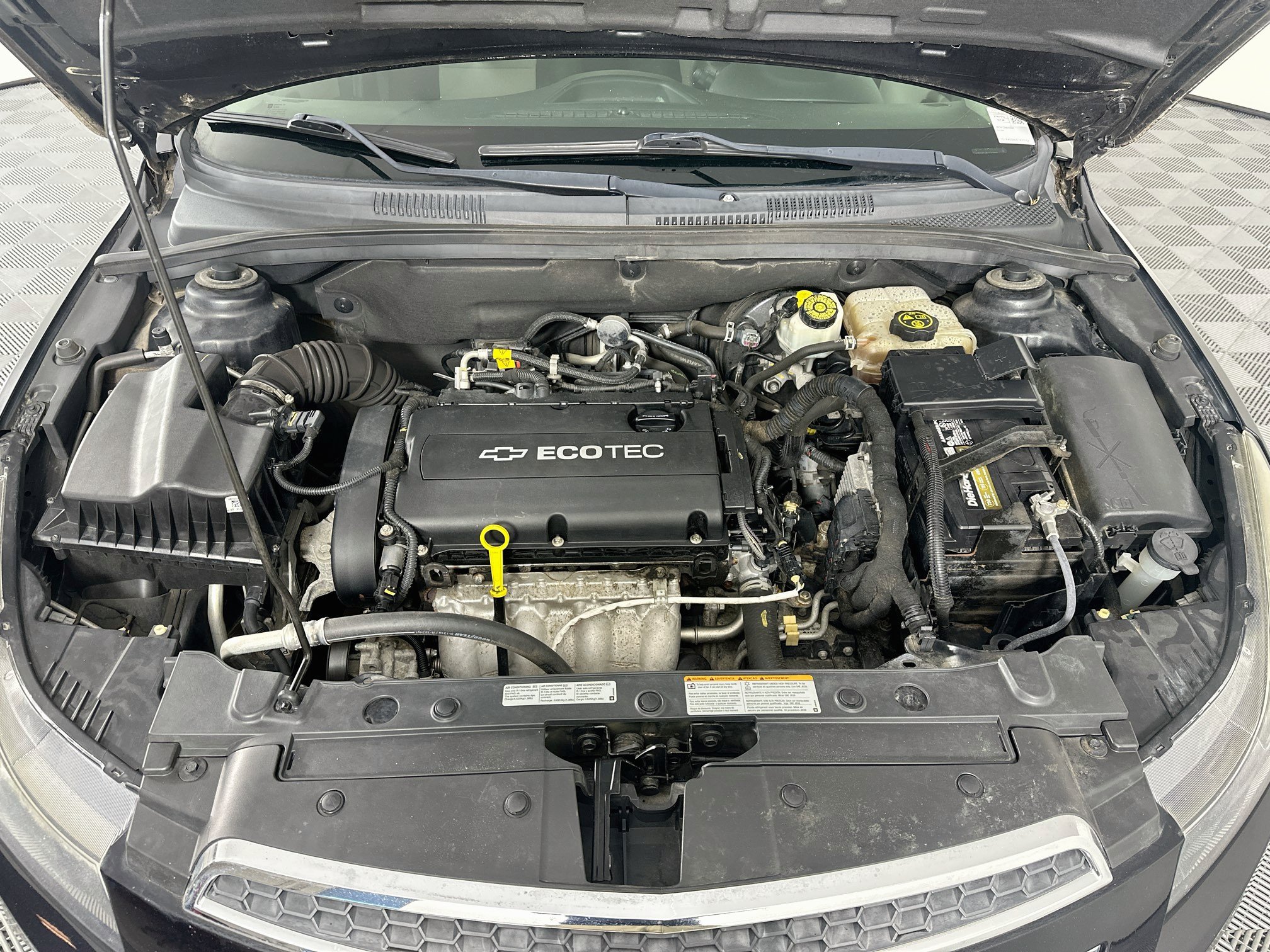 Used 2014 Chevrolet Cruze LS FWD image 30