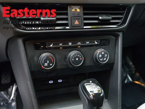 Used 2022 Volkswagen Taos S AWD/4WD image 18