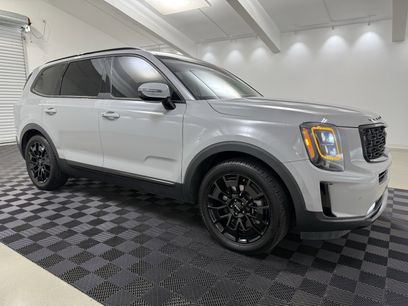 Used 2022 Kia Telluride SX w/ SX Prestige Package