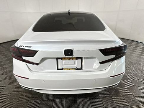 Used 2022 Honda Accord EX-L image 3