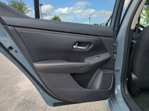 Used 2024 Nissan Sentra SR FWD image 27