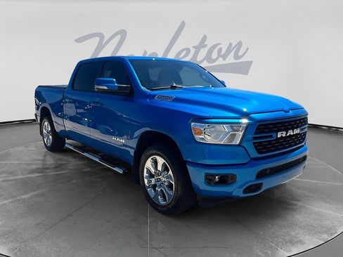 Used 2022 RAM 1500 Big Horn AWD/4WD image 3