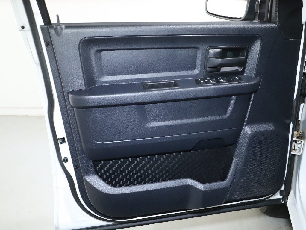 Used 2015 RAM 1500 Express AWD/4WD image 15
