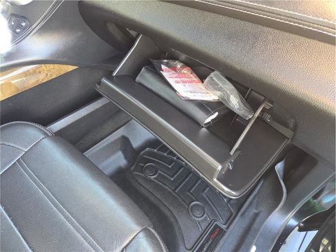 Used 2017 GMC Yukon Denali image 26