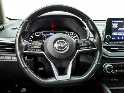 Used 2024 Nissan Altima 2.5 SR FWD image 22
