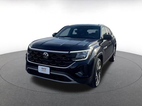 Used 2025 Volkswagen Atlas Cross Sport SE image 7