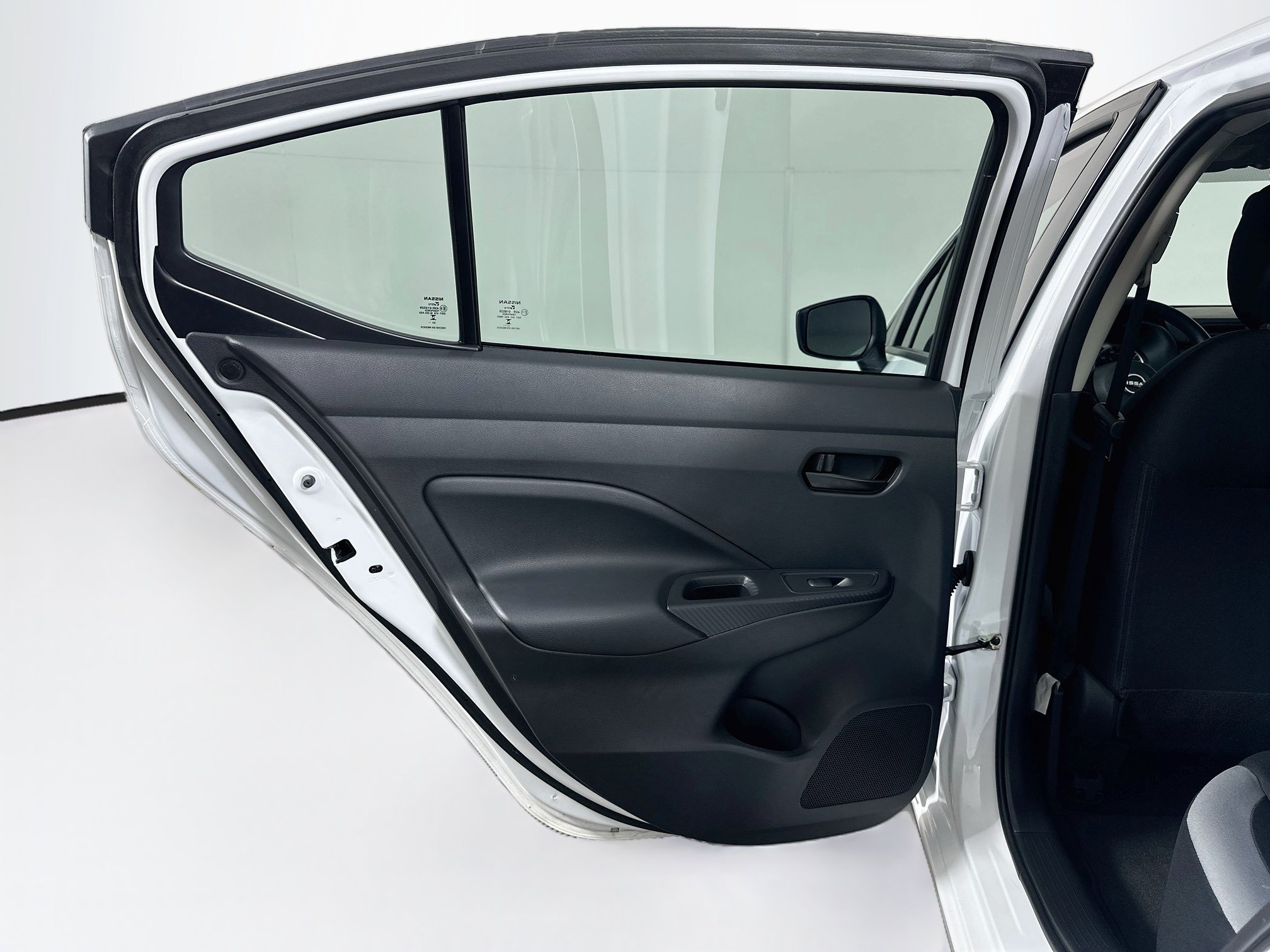 Used 2025 Nissan Versa S w/ Trunk Package FWD image 25