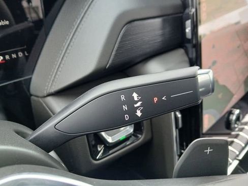 New 2026 GMC Yukon XL Denali w/ Sun & Power Step Package AWD/4WD image 30