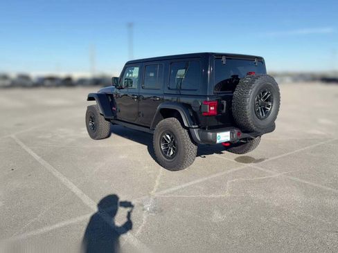 New 2026 Jeep Wrangler Unlimited Rubicon image 8