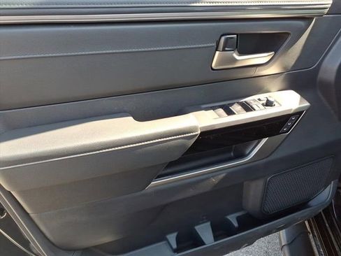 Used 2023 Toyota Tundra Limited image 16