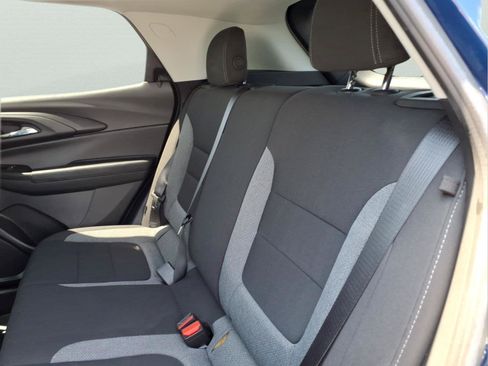Used 2023 Chevrolet TrailBlazer LT FWD image 13