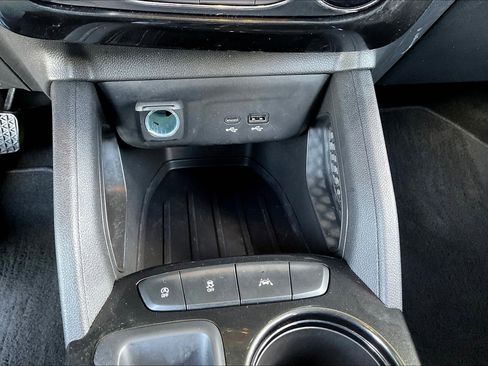 Used 2025 Chevrolet TrailBlazer LT FWD image 14