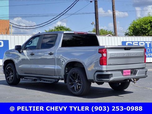 Used 2024 Chevrolet Silverado 1500 Custom RWD image 4