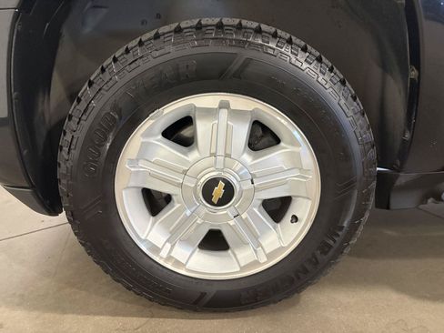 Used 2010 Chevrolet Tahoe LT w/ Luxury Package AWD/4WD image 43