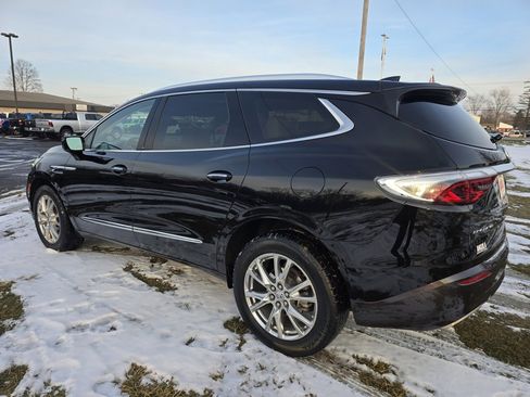 Used 2023 Buick Enclave Essence w/ Experience Buick Package image 7