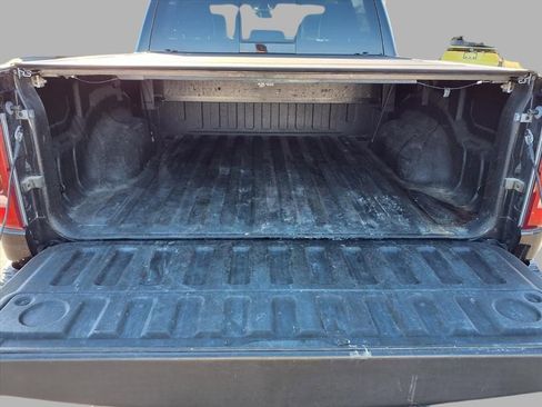 Used 2019 RAM 1500 Laramie image 27