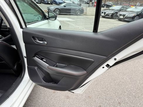 Used 2024 Nissan Altima 2.5 SR image 28