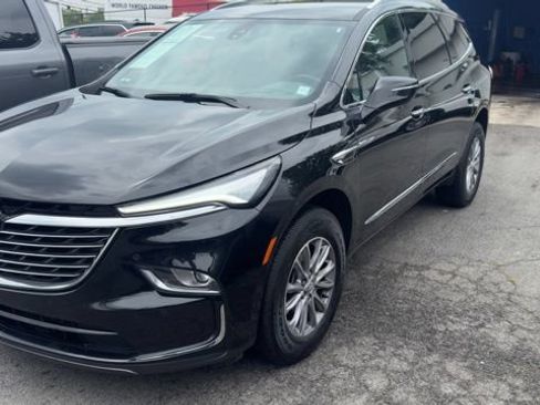 Used 2024 Buick Enclave Premium FWD image 1