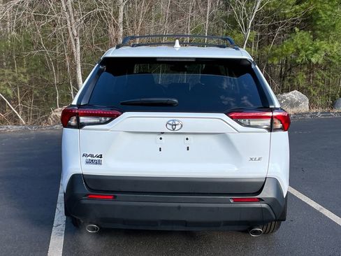 Used 2023 Toyota RAV4 XLE w/ XLE Grade Weather Package image 4
