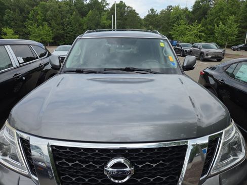 Used 2018 Nissan Armada SV w/ Driver Package RWD image 9