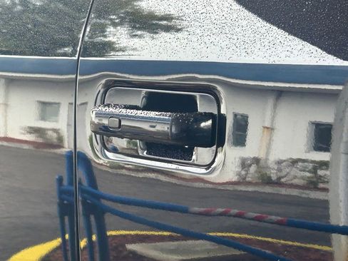 Used 2022 Ford F250 Lariat w/ Lariat Ultimate Package image 22