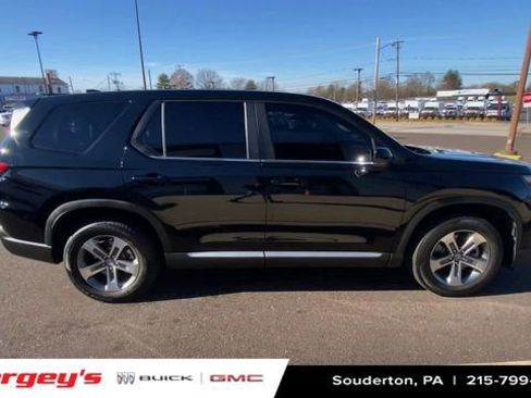 Used 2023 Honda Pilot EX-L image 11