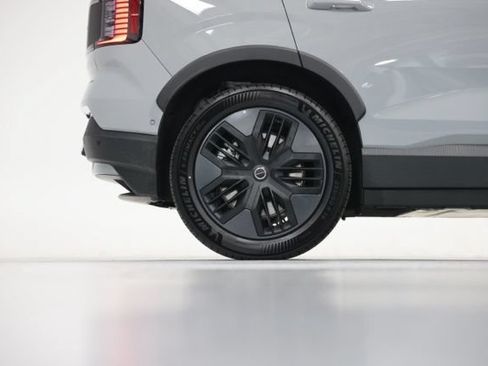 Used 2026 Volvo EX30 Cross Country Ultra w/ Protection Package Premier AWD/4WD image 21