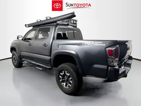 Used 2022 Toyota Tacoma TRD Off-Road RWD image 6