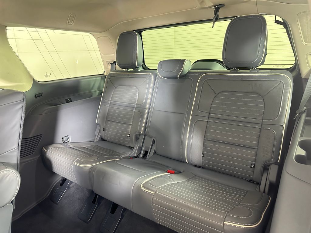 Used 2023 Lincoln Navigator Black Label AWD/4WD image 31