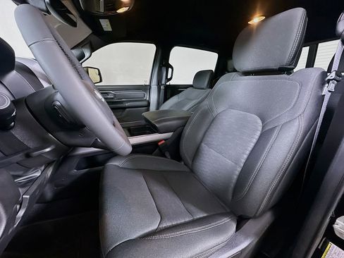 Used 2025 RAM 1500 Big Horn AWD/4WD image 15