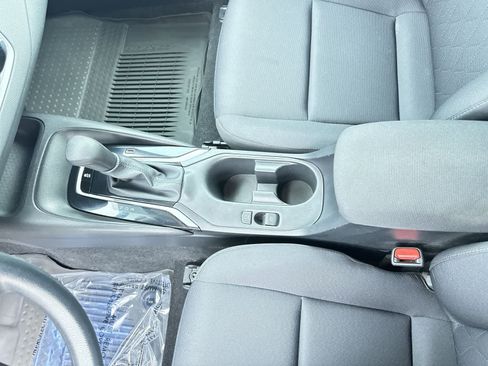 Used 2023 Toyota Corolla LE w/ LE Convenience Package FWD image 19