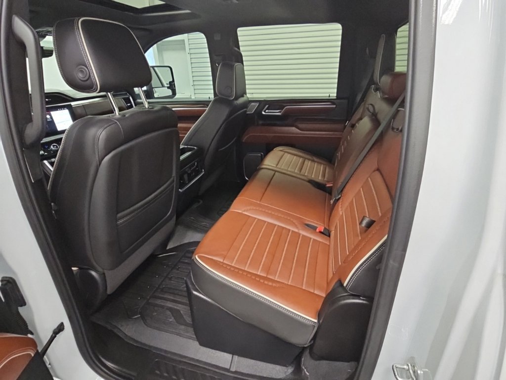 Used 2025 GMC Sierra 2500 Denali Ultimate AWD/4WD image 34