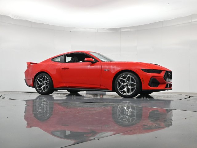 New 2026 Ford Mustang GT Premium w/ GT Performance Package RWD image 34