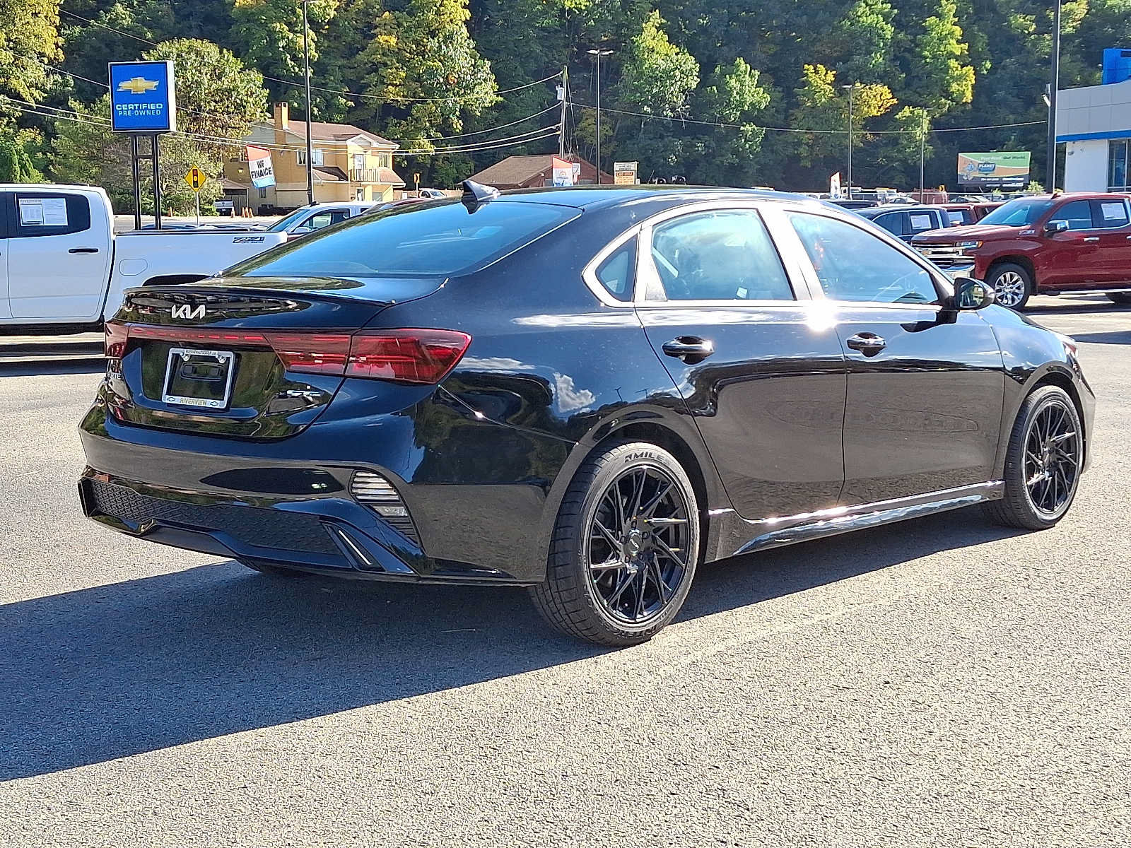 Used 2022 Kia Forte GT-Line w/ GT-Line Technology Package FWD image 6