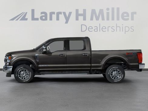 Used 2021 Ford F250 XLT image 3