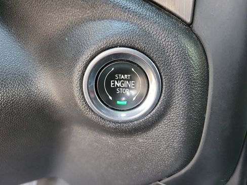 Used 2020 GMC Sierra 1500 AT4 w/ AT4 Premium Package image 13