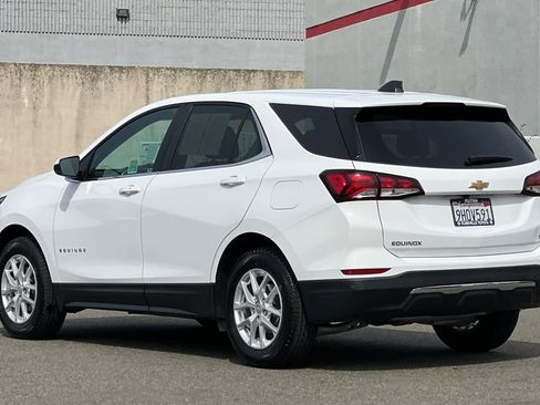 Used 2024 Chevrolet Equinox LT image 7