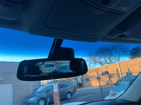 Used 2016 INFINITI QX80 Sport Utility 4D w/ 22" Wheel Package image 18