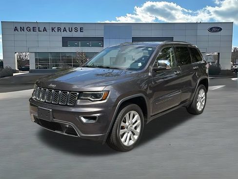 Used 2017 Jeep Grand Cherokee Limited w/ Luxury Group II AWD/4WD image 3