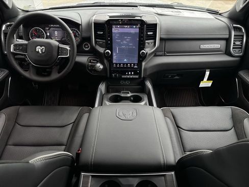 New 2026 RAM 1500 Laramie AWD/4WD image 12